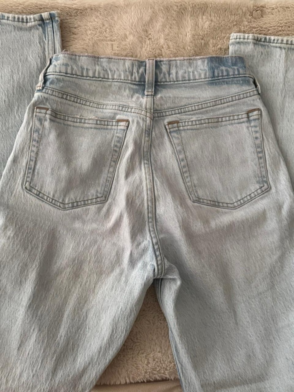 Abercrombie & Fitch Light Wash Straight Leg Jeans
